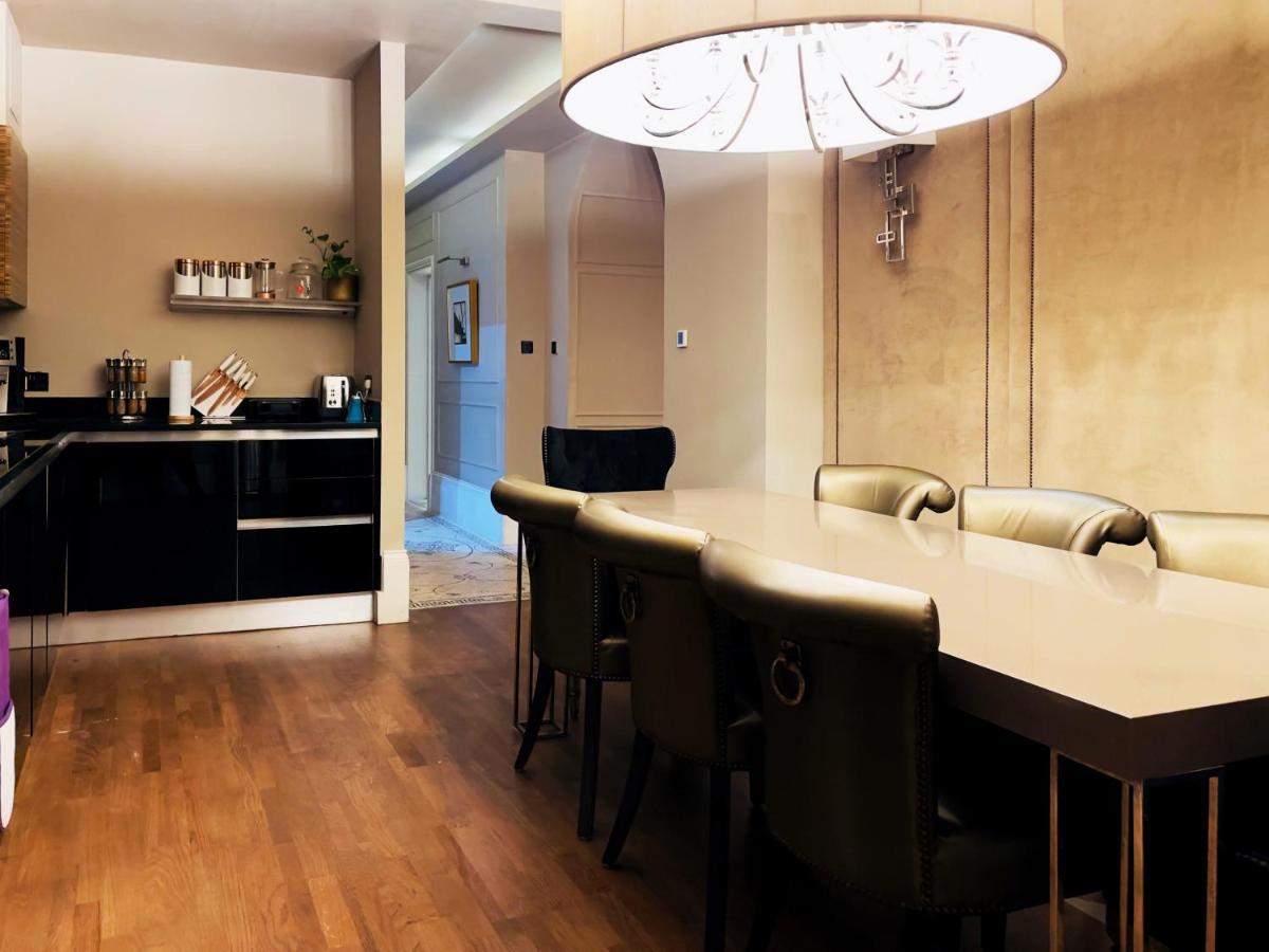 Elizabeth's Place - London's Hidden Gem London