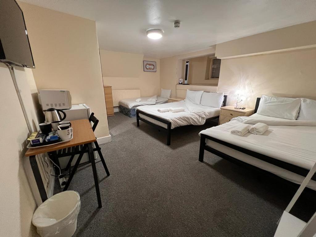 Stratford Hotel
