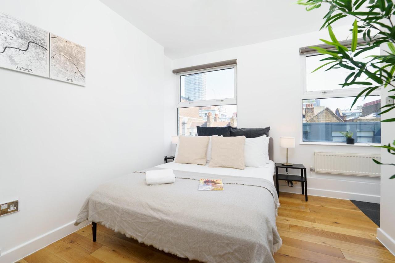 Location Oxford Str, Soho 2 Bedr, 3 Beds, 2 Bath *