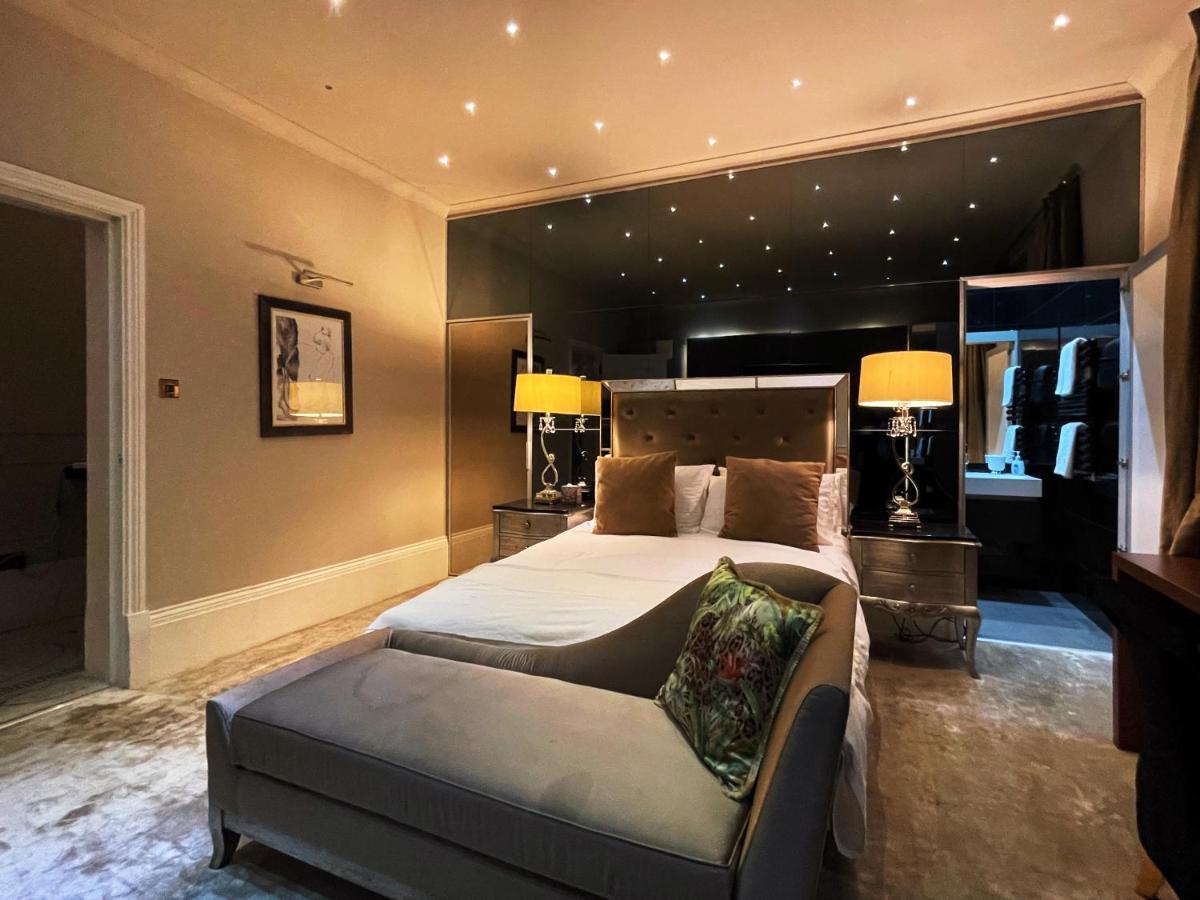 Elizabeth's Place - London's Hidden Gem * London