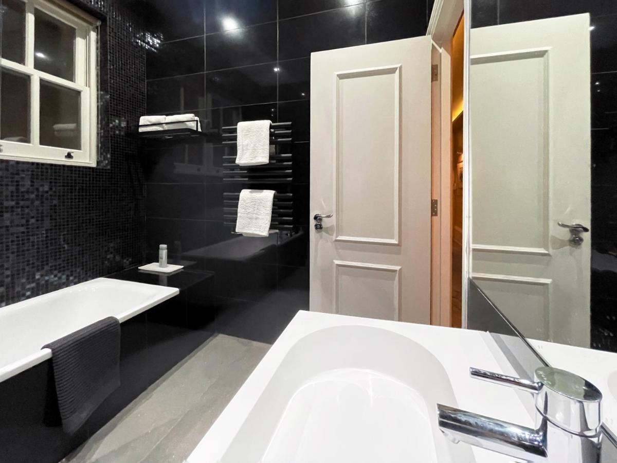 Elizabeth's Place - London's Hidden Gem * London