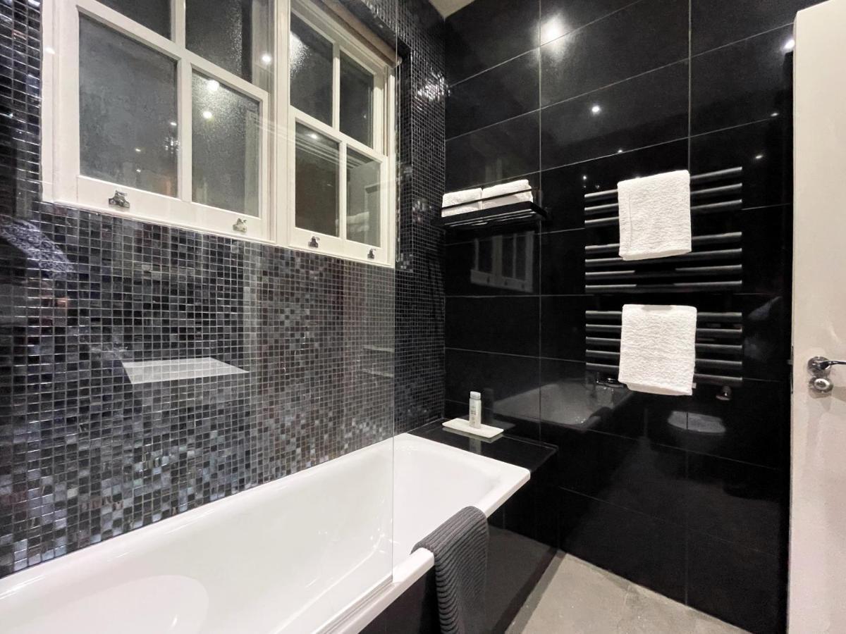 Elizabeth's Place - London's Hidden Gem