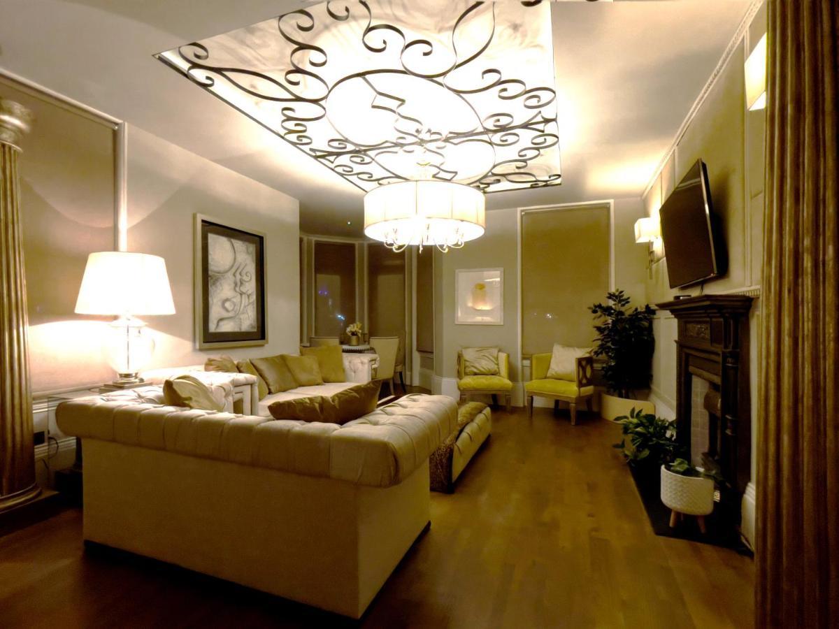 Elizabeth's Place - London's Hidden Gem Apartment