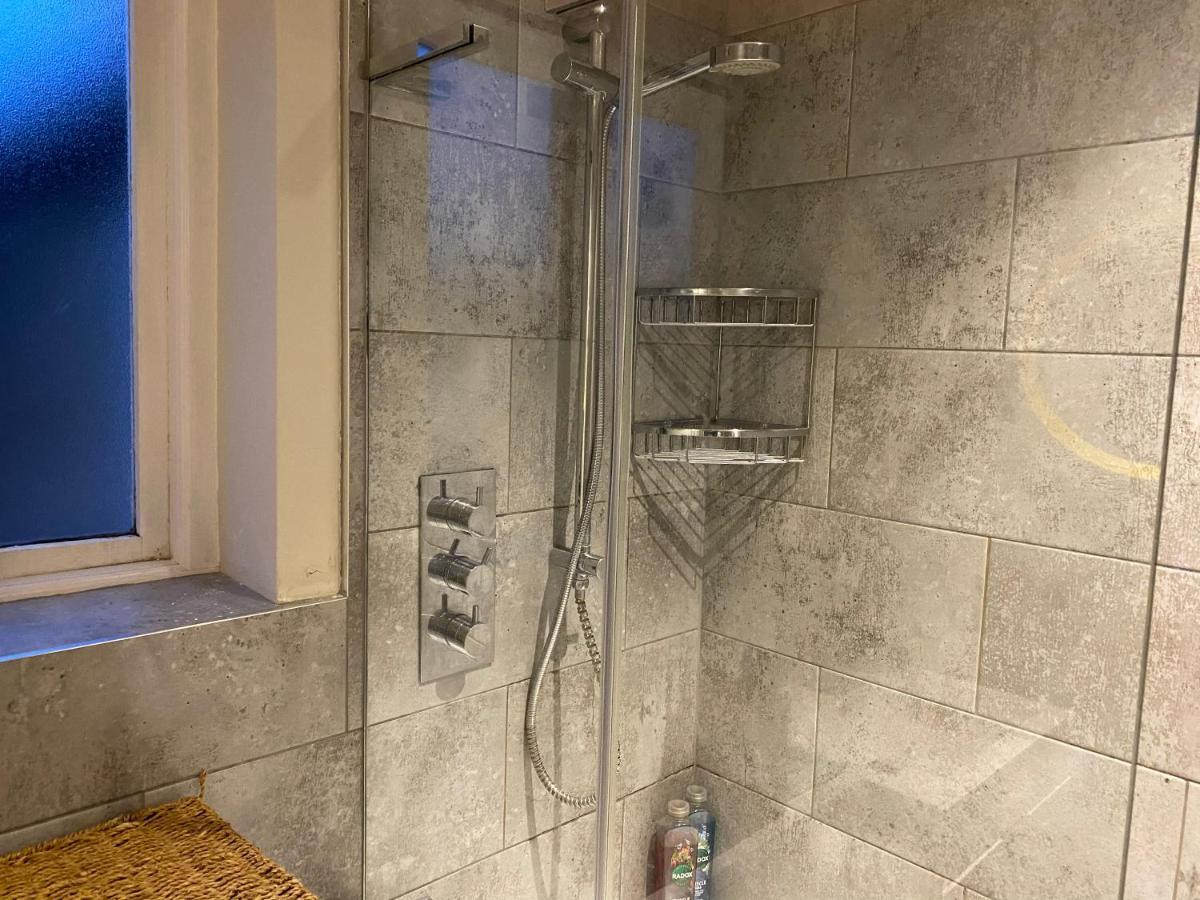 Charming Luxury Holiday In Beautful Location Leilighet London