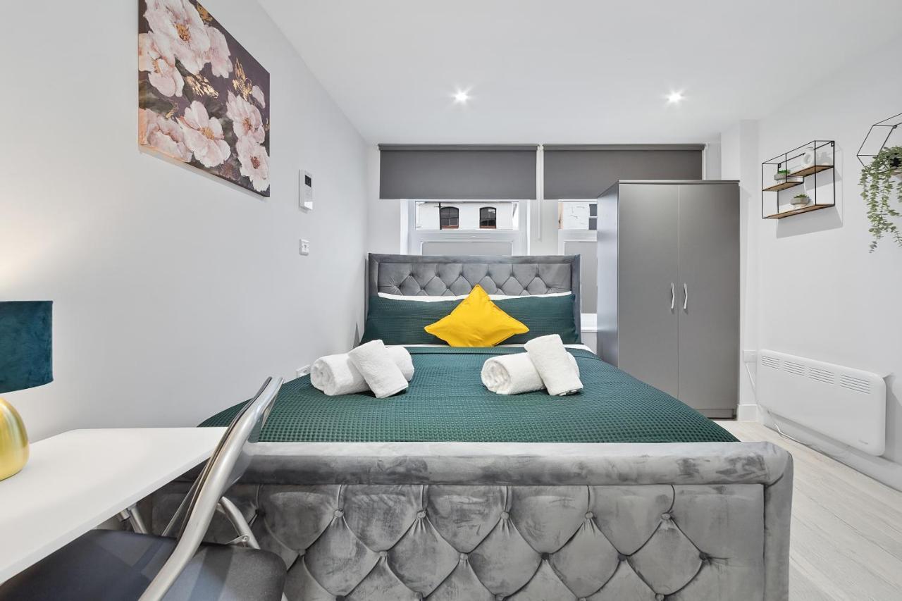 Crystal Palace Suites