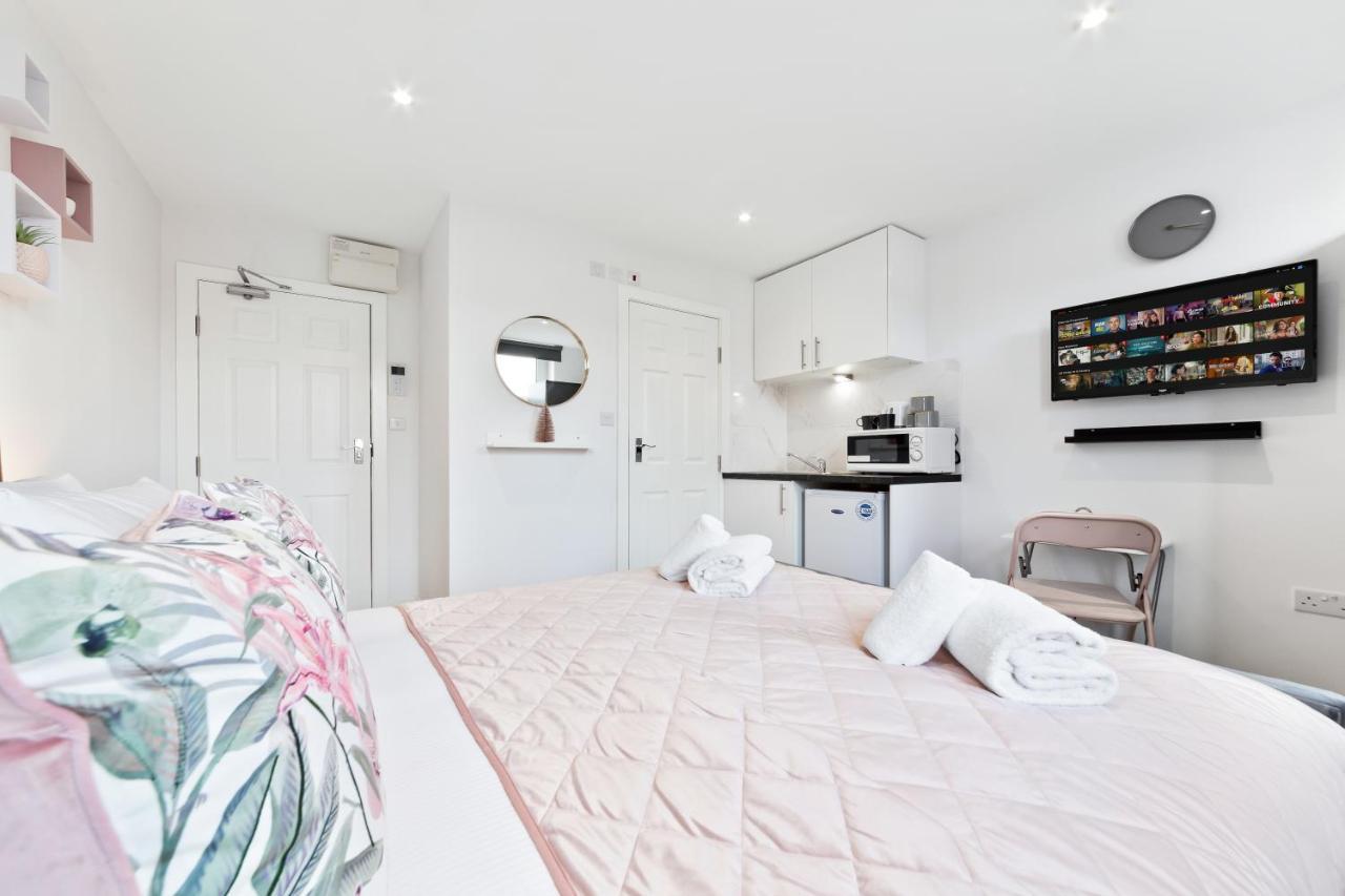 Crystal Palace Suites *