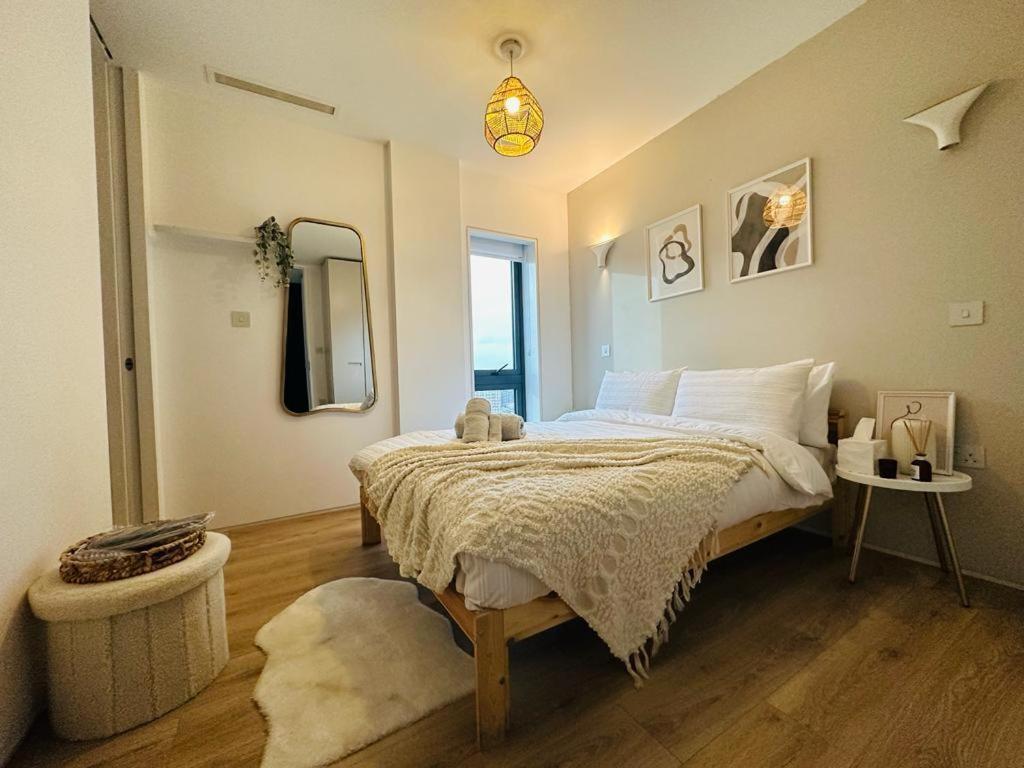 Canary Wharf & O2 Penthouse