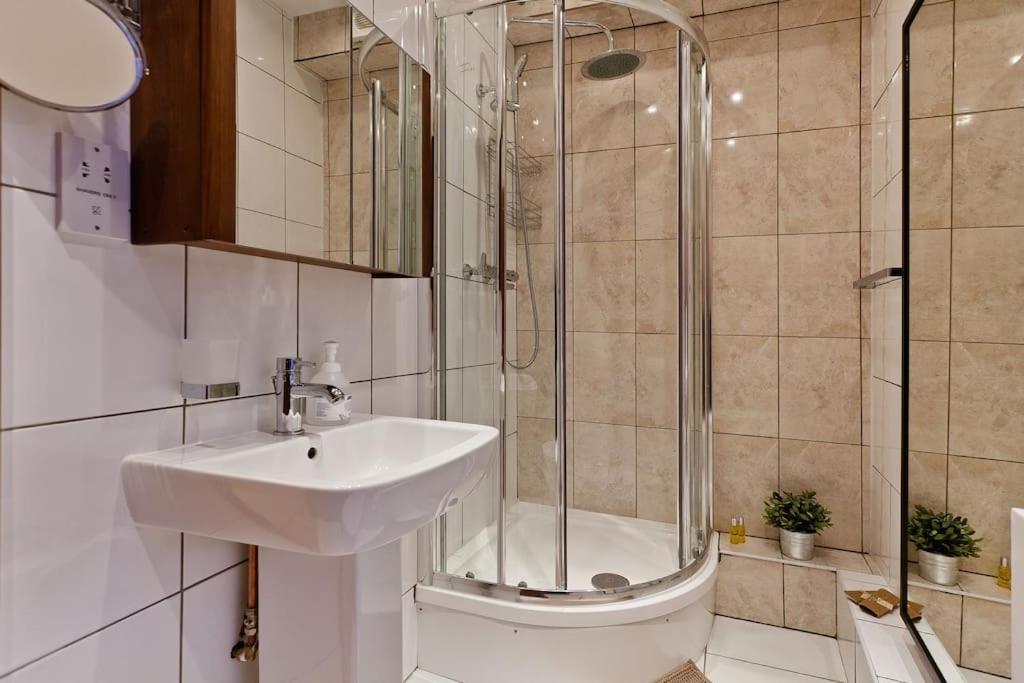 Whole House In Camden Town Appartement Londen