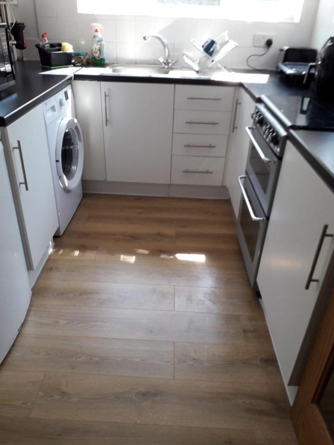 Beautiful Private In Willesden Londen