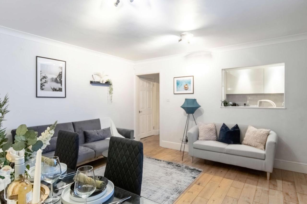 Chic Two Bed Garden Flat * Londres