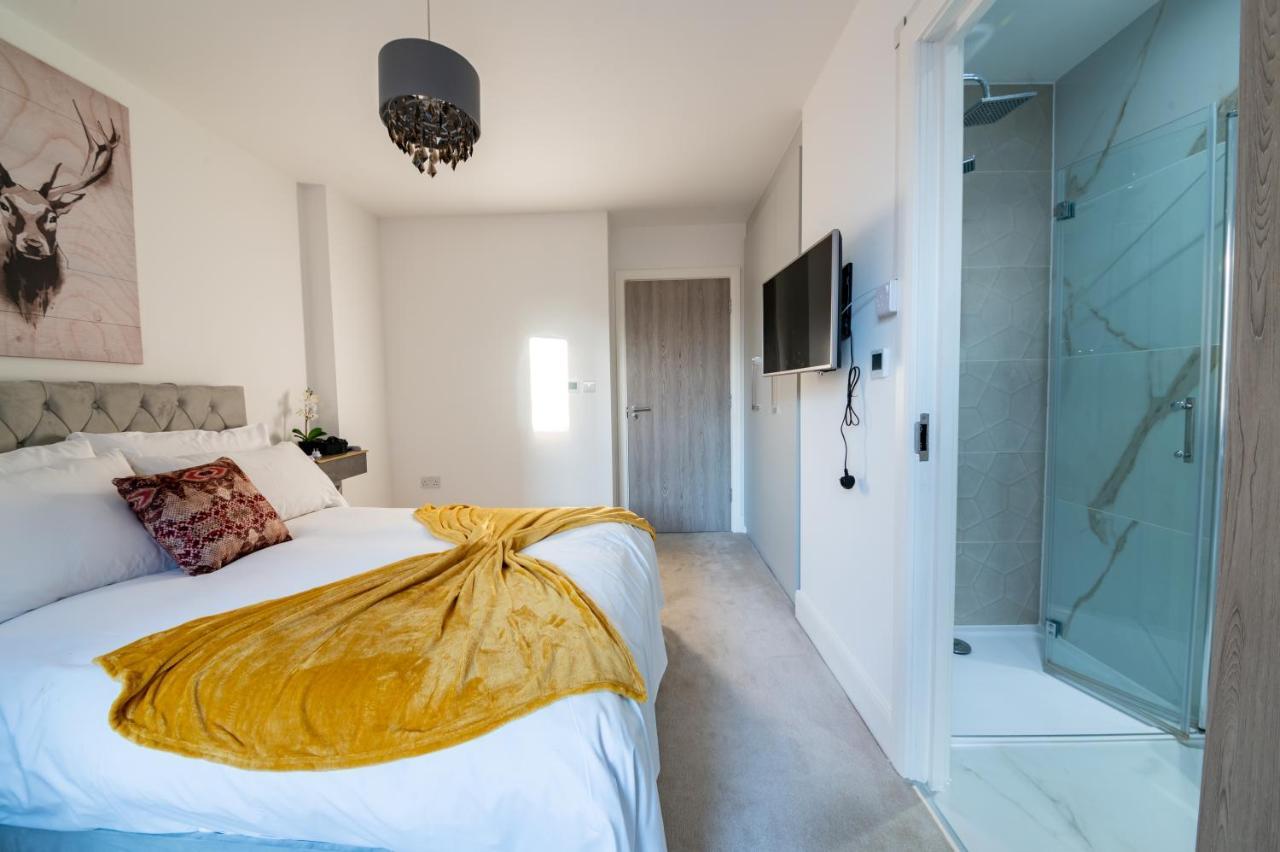 Lux 2 Bedrooms - 2 Bathrooms - F7 * Londen