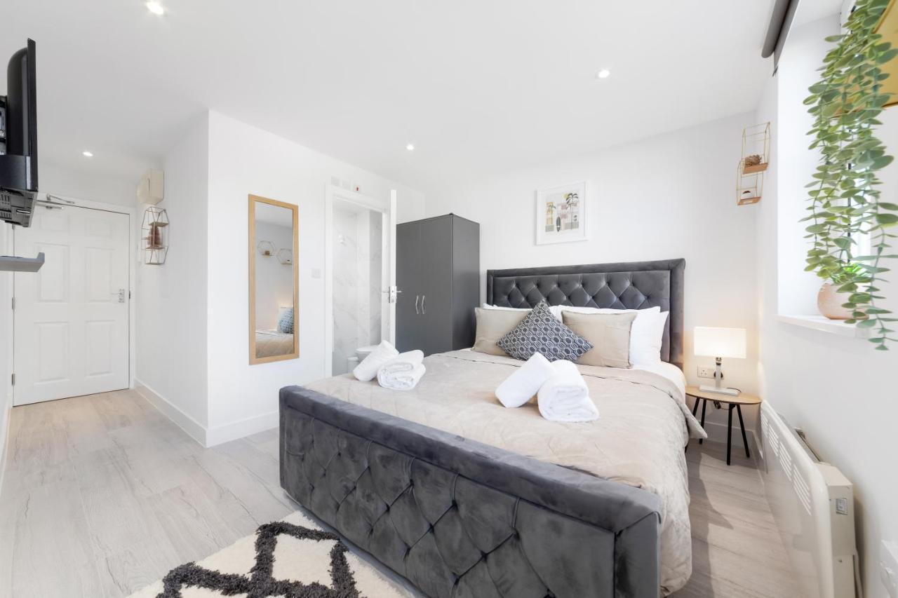 Crystal Palace Suites * London