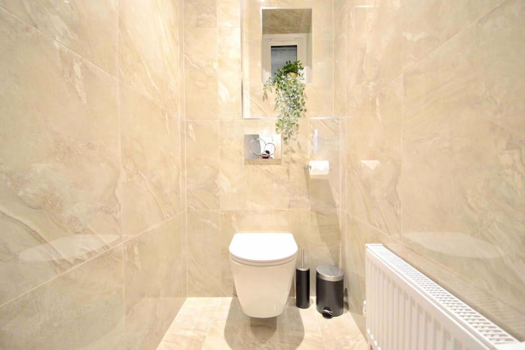 Apartment Luxury Garden Flat *