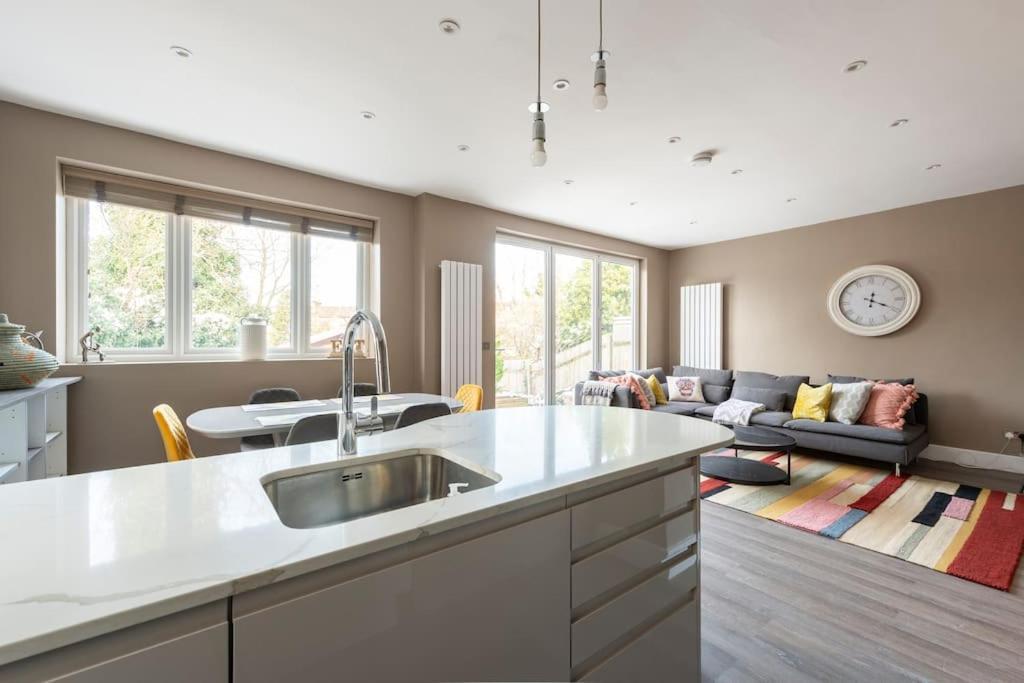 Luxury Garden Flat * London