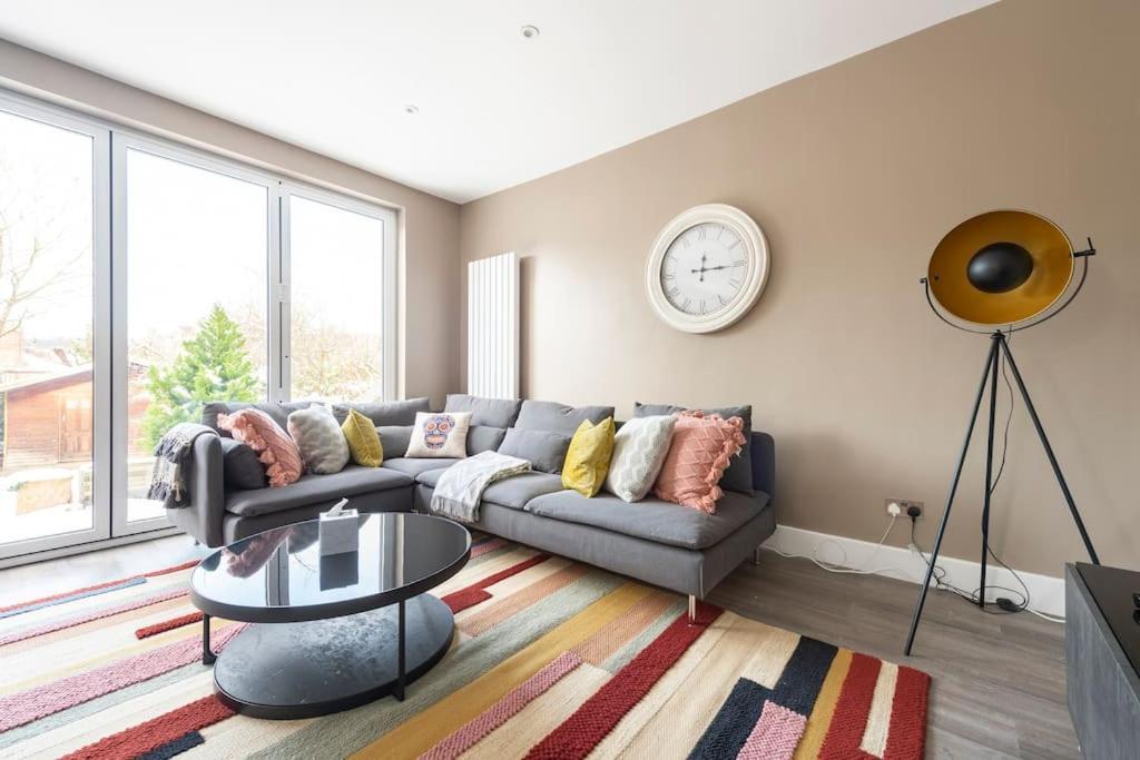 Luxury Garden Flat Apartment *