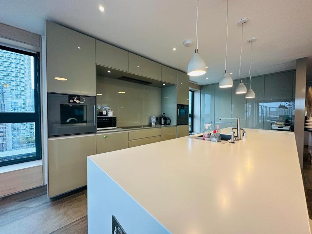 Canary Wharf & O2 Penthouse