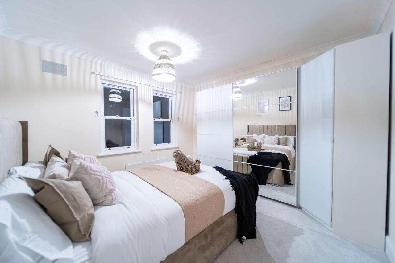 Chic Two Bed Garden Flat * Londres
