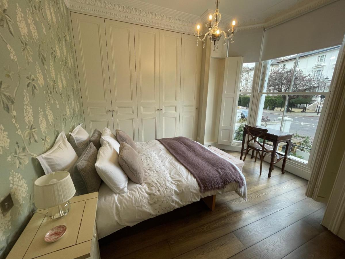 Appartement Stylish 3-bedroom Flat In Kensington Londen