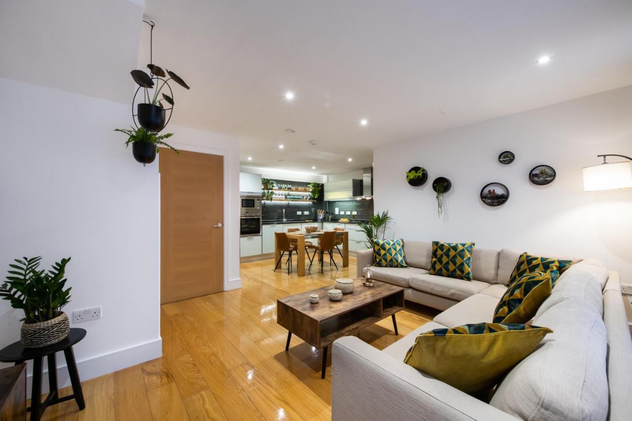 Nino Apartment *