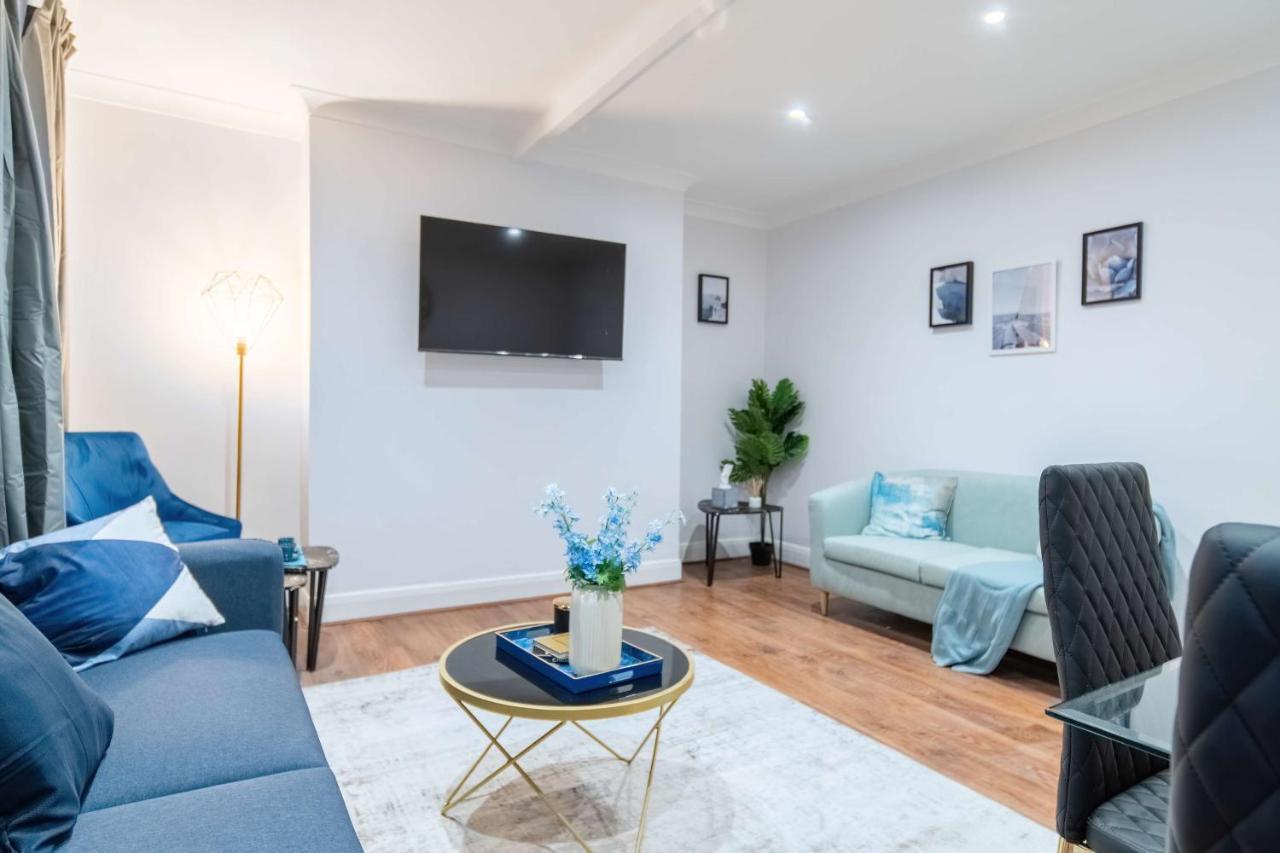 Kensington High 2 Bedroom Appartamento