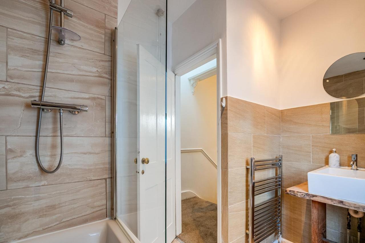 Appartement Lovely Place, Perfect For Family And Business Travellers Ideally Located Between The Commons *