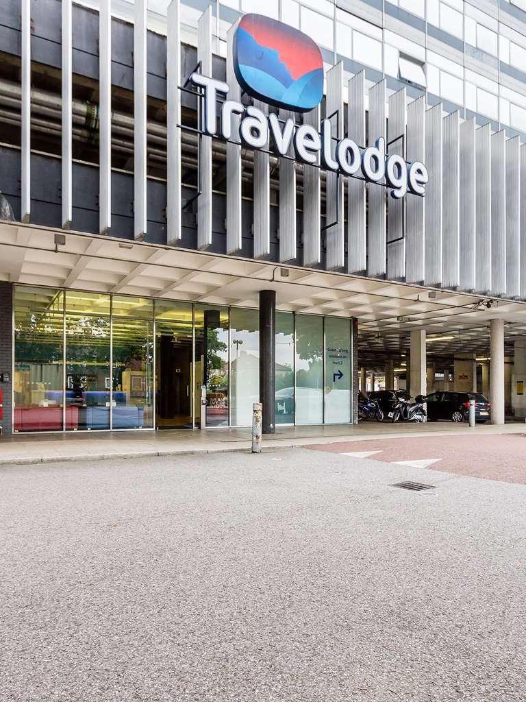 Travelodge Chessington Tolworth Hotel