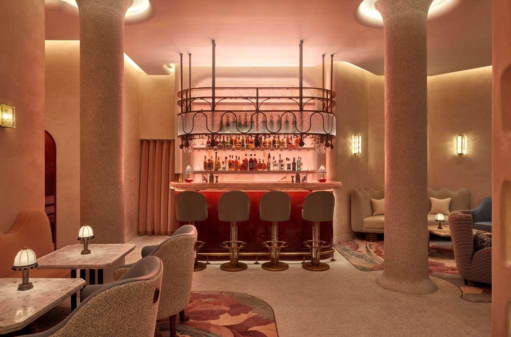 The Connaught, Maybourne Collection Hotell