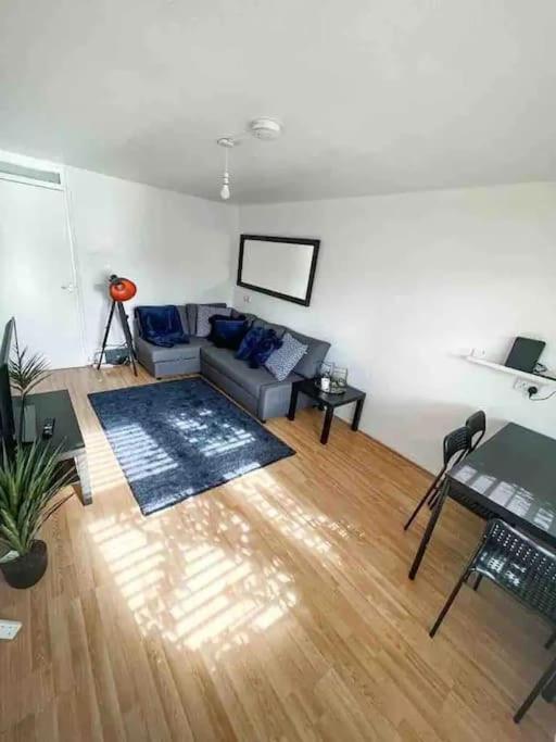 Spacious Two Bedroom Flat Lejlighed
