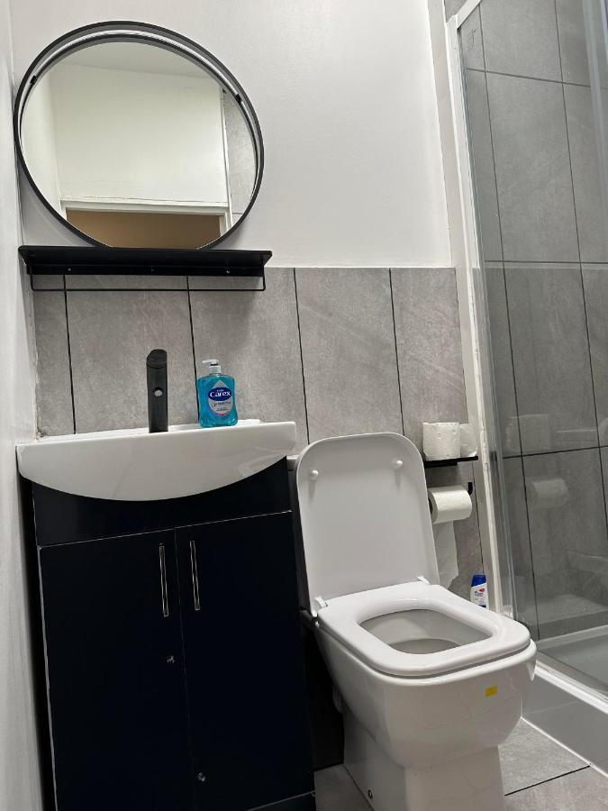 Apartment Fabulous To Acton Town *