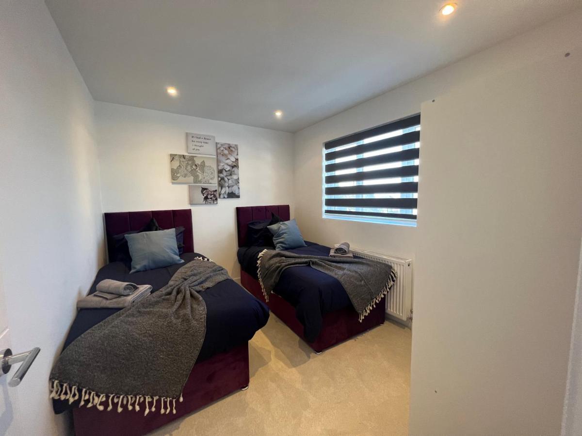 Star Station Road 3-bed Haven London