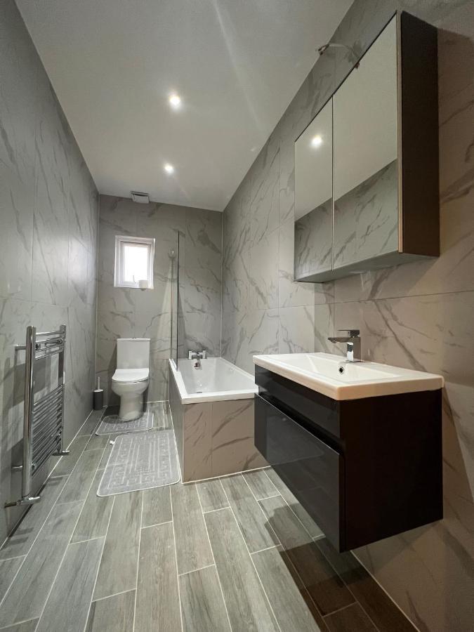 Star Station Road 3-bed Haven London