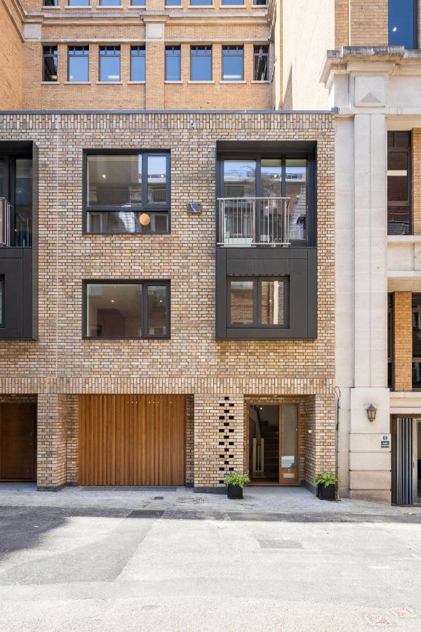 Luxury Mayfair Townhouse With Ac 3br 3ba Semesterbostad *