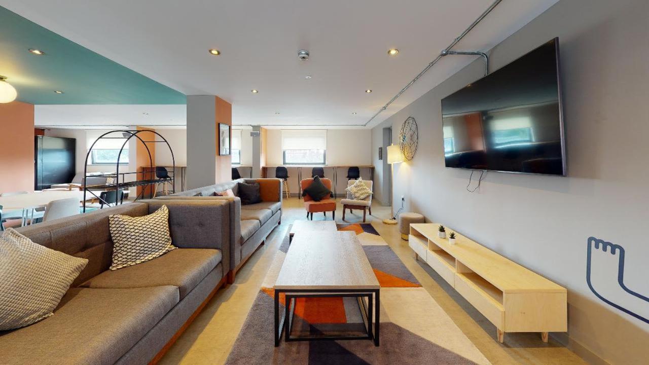 For Students Only Private Bedrooms With Shared Kitchen And At Iq Haywood House In Lejlighed *