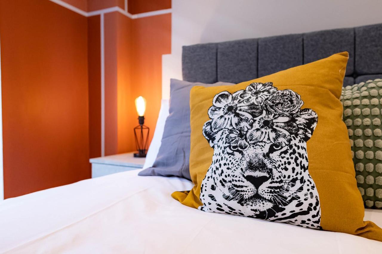 Luxurious Hackney Near Train Station Feriehus *