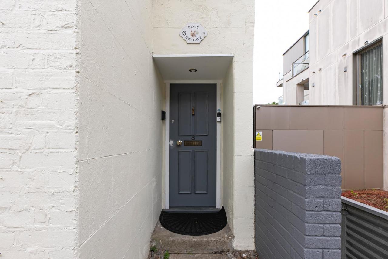 Skyvillion - 2 Bed In Finchley- 2 Mins Walk To East Finchley Tube Station Lägenhet London