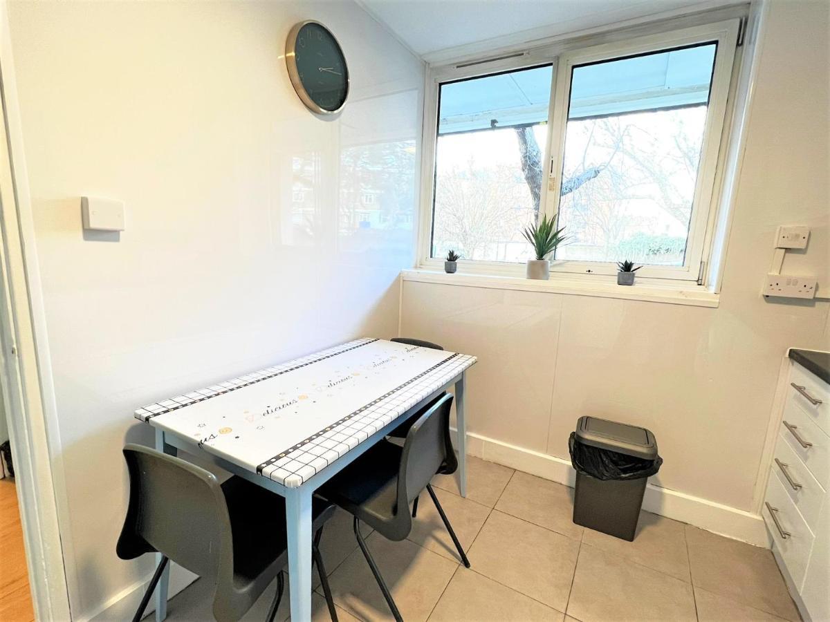 Stepney 17 Double Bedrooms Londen