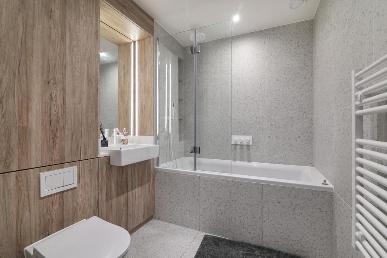 In Shared Luxury Flat Privat bolig