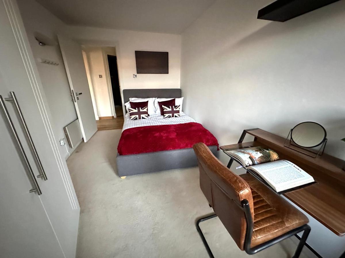Appartamento Deluxe Penthouse Riverside View 2 Bedroom Flat With Lift - Old Industrial Factory Warehouse Londra