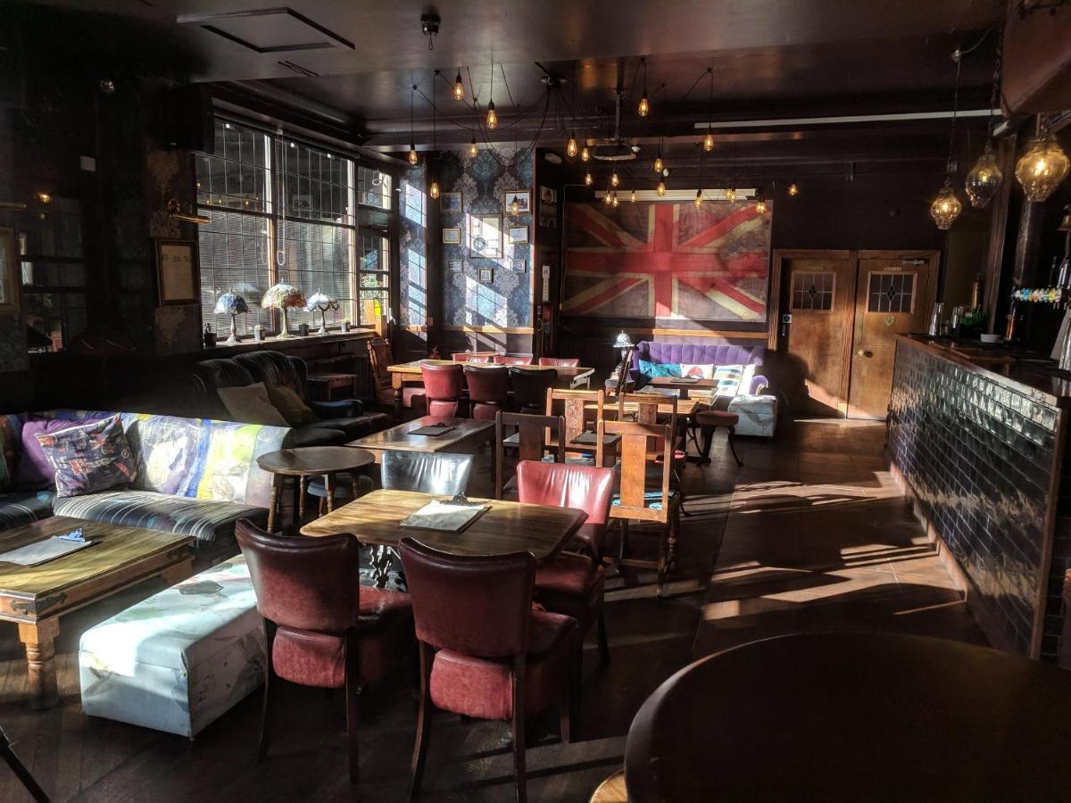 Hostel The Walrus Bar&hostel London