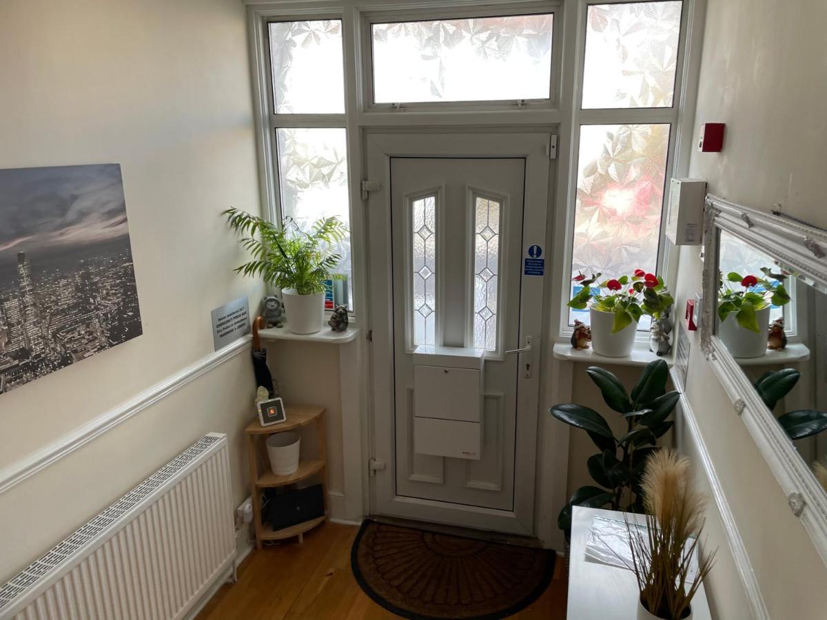 Gladstone Pensionat 3*