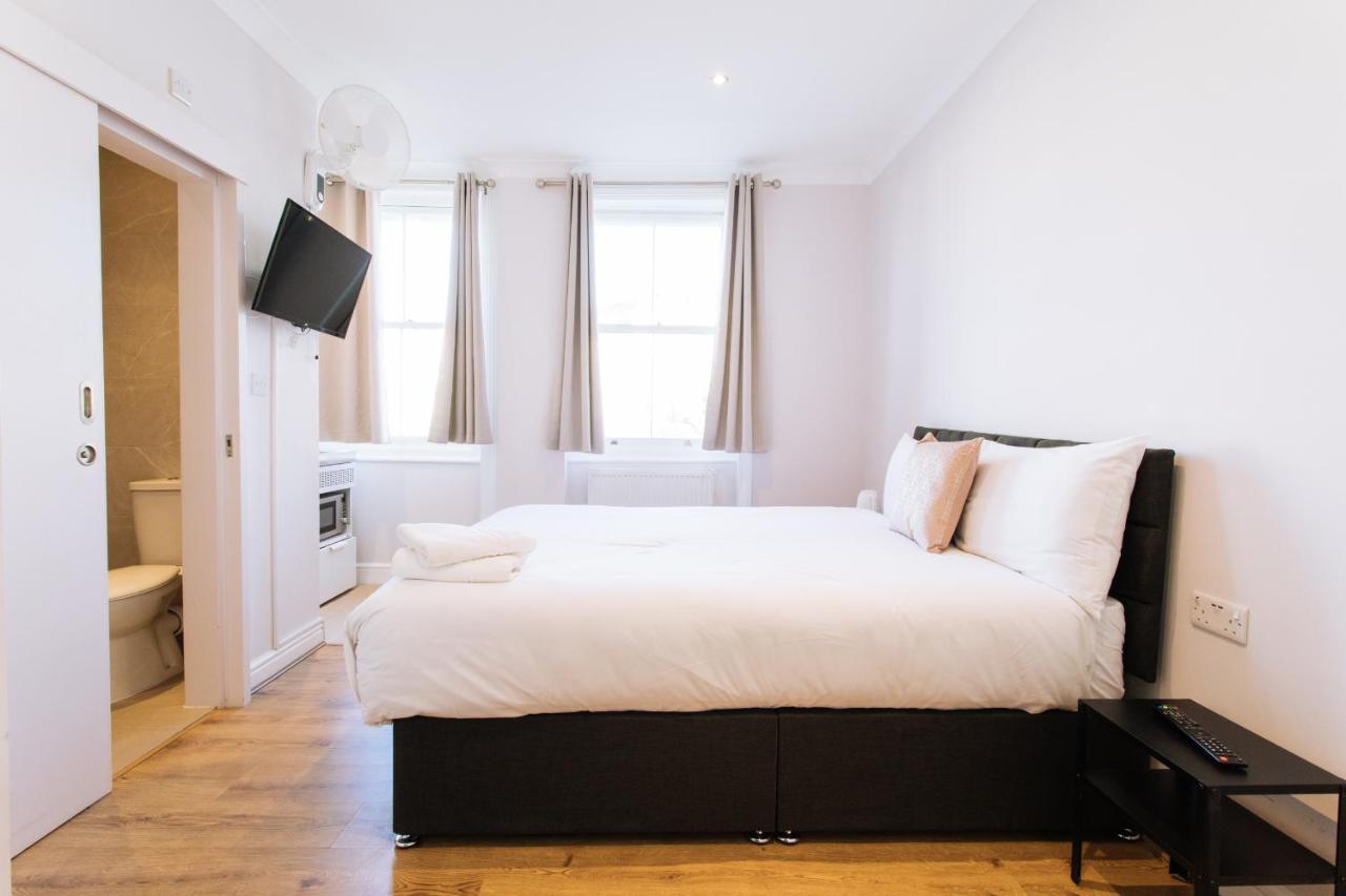 The Chapter - Hyde Park Hotel London