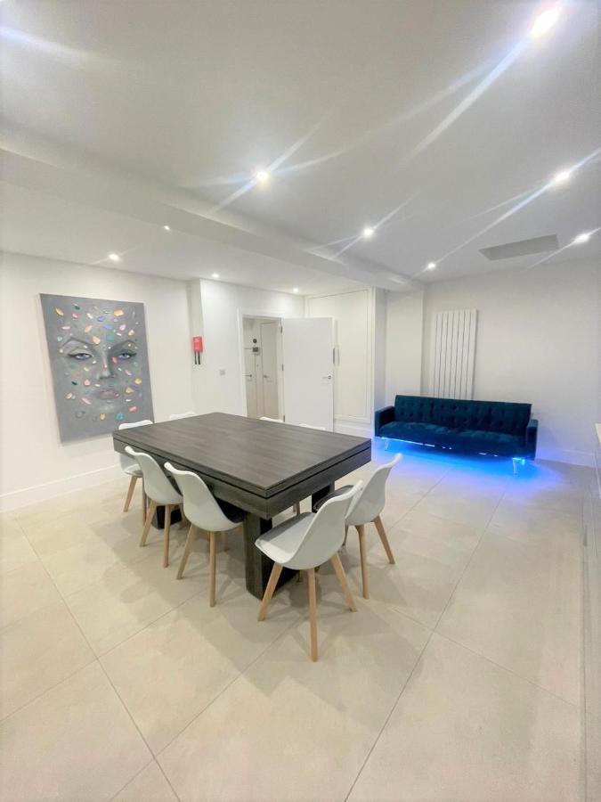 Brand New Build - 4 Bed Stunner!