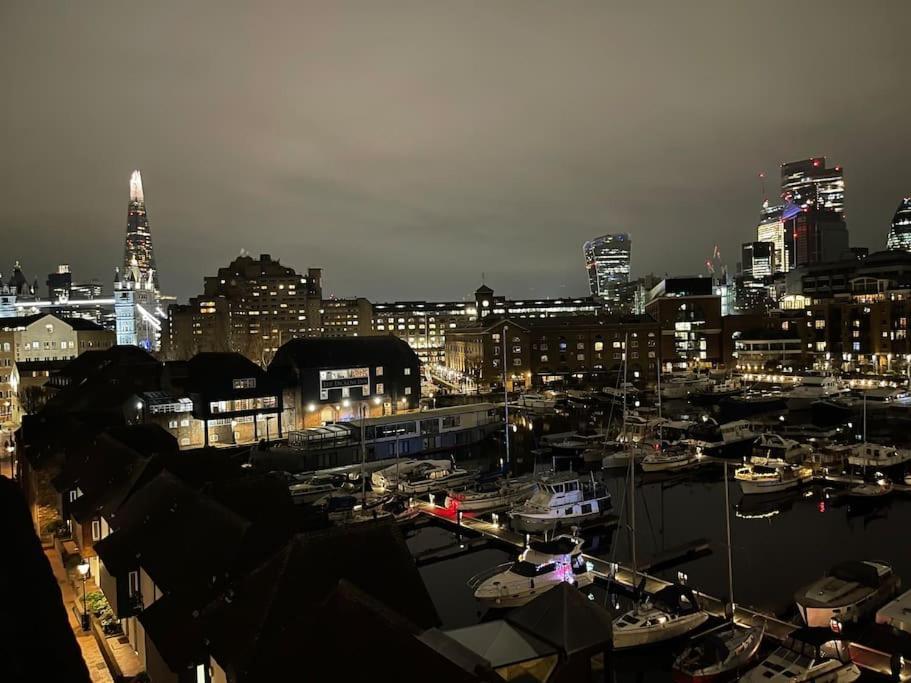 Stylish Flat Next To Tower Of And Skd Marina Appartement *