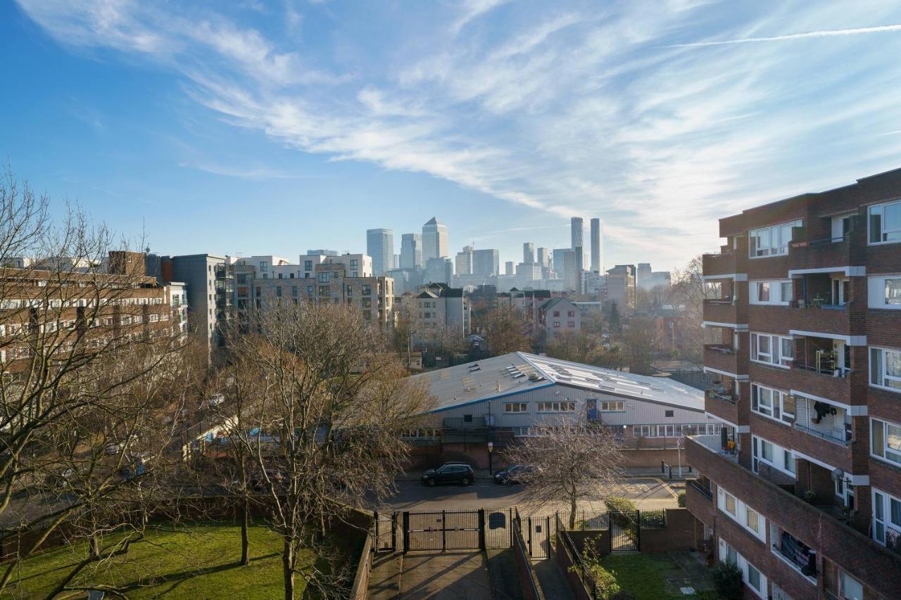 Stunning Duplex Near Canary Wharf & O2 & Views