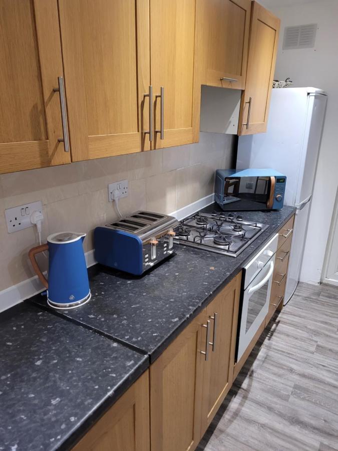 Holiday home Spacious 2 Bedroom House In With Garden *