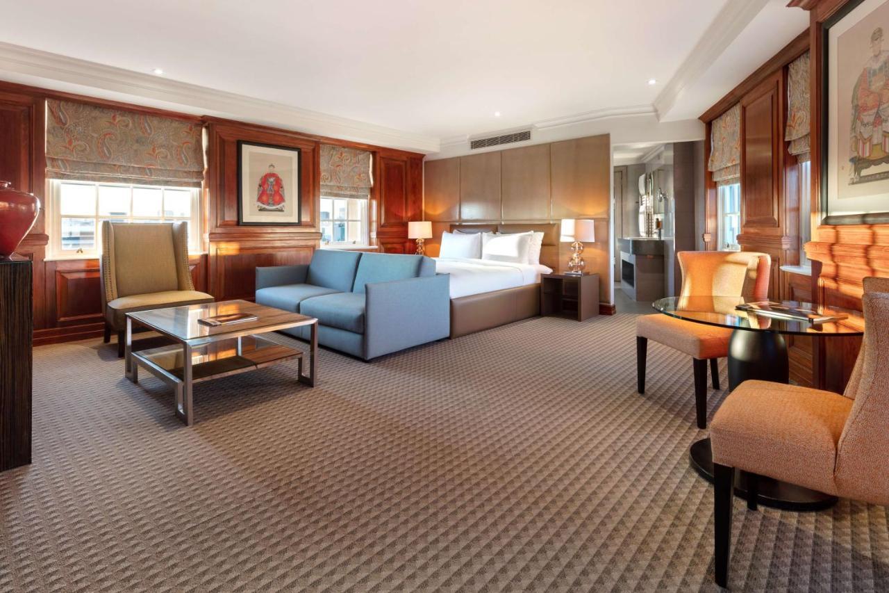 Radisson Blu Edwardian Berkshire Hotel, Hotel 4*