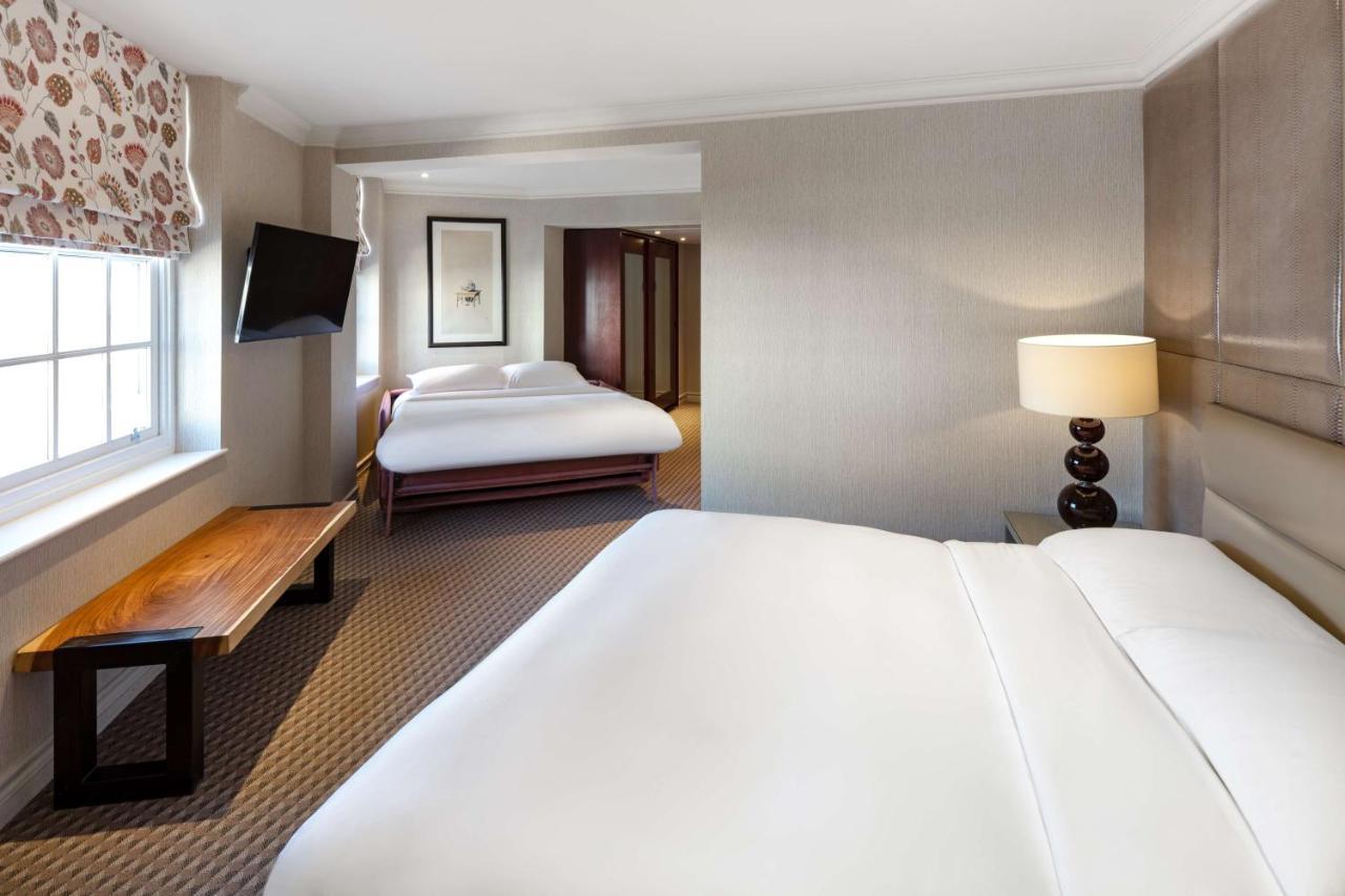 Radisson Blu Edwardian Berkshire Hotel, 4*