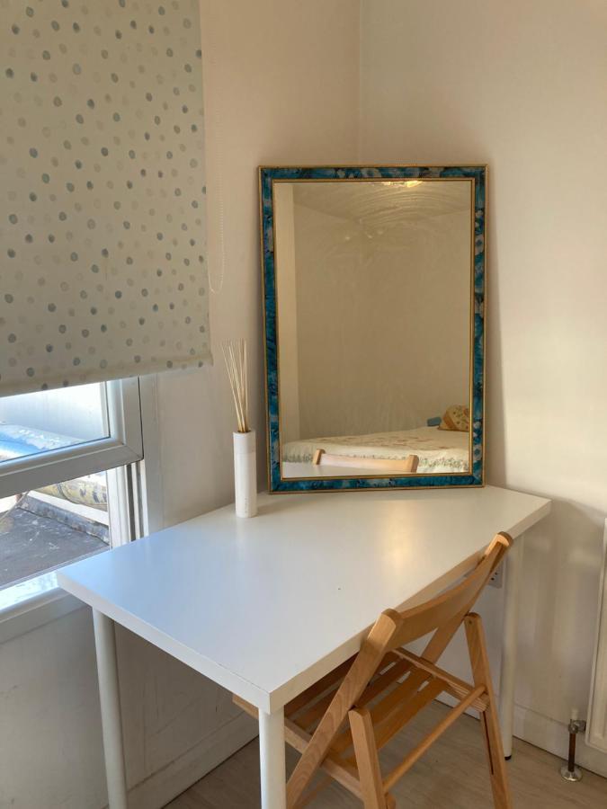 Renovated 4 Bed Flat In Islington *