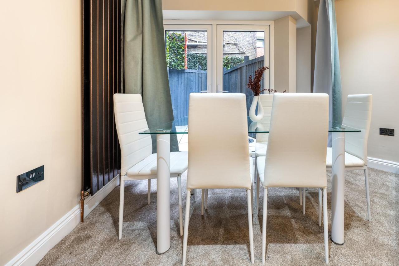 Feriehus Brand New Luxury House - Sleeps 8