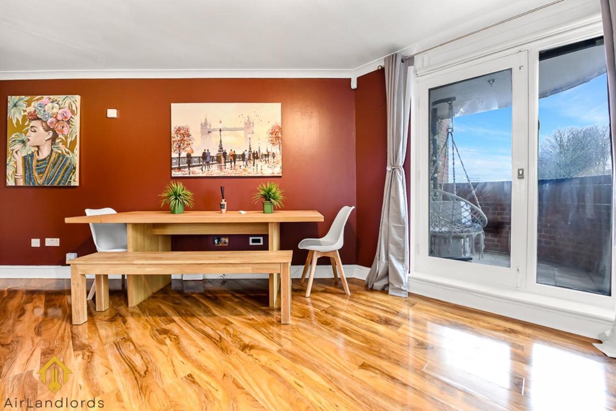 Leilighet Charming River View 3 Bedroom In The Heart Of London